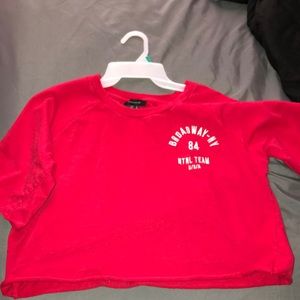 Super cute cropped broadway tee.